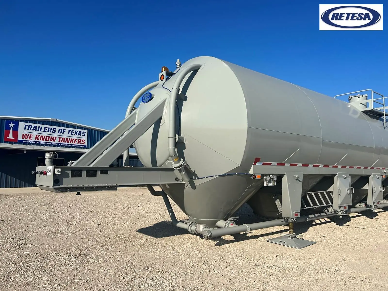 2026 Retesa 4100 CU FT Cement Storage Pig Trailer